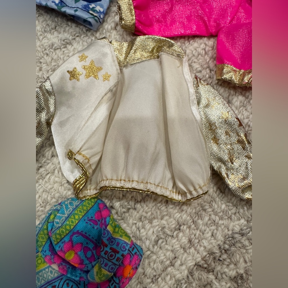Another lot of Barbie clothes.. Malibu Barbie, ballet dancer, mixture of vintage - Picture 11 of 15